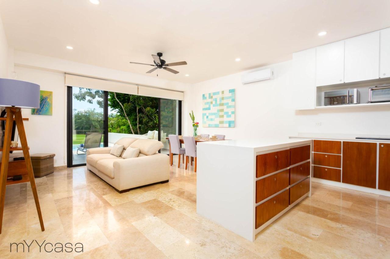 Luxurious 1 Bedroom W/ Pool & Golf Course View Puerto Aventuras Exterior photo