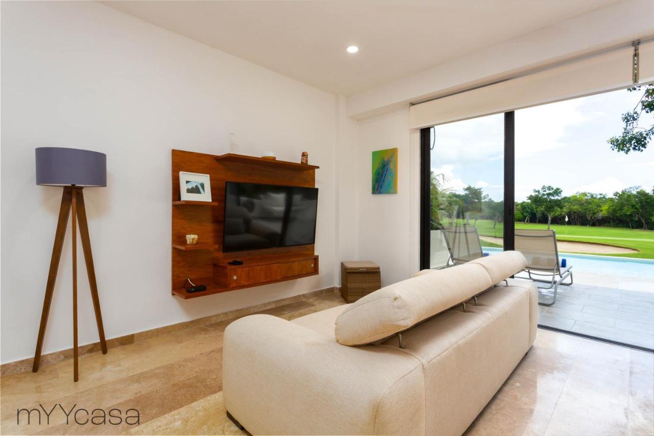 Luxurious 1 Bedroom W/ Pool & Golf Course View Puerto Aventuras Exterior photo