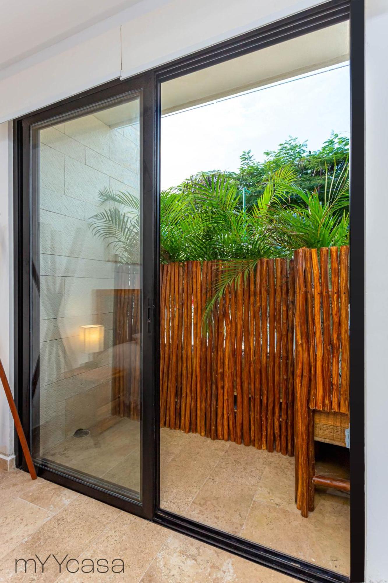 Luxurious 1 Bedroom W/ Pool & Golf Course View Puerto Aventuras Exterior photo